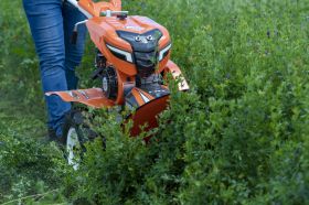 Utilaj multifunctional RURIS 7800CRT + roti cauciuc 4.00-8 + sistem de cosit 7800CRT 7 CP